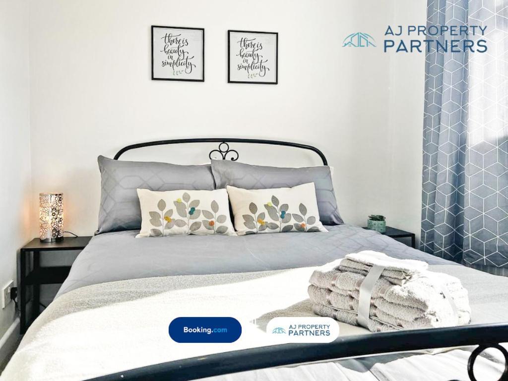 Premium Deal L Hill View Home L Last-Minute Offer L Cheltenham L Aj Properties L Perfect For Short Or Long Stays L 4Beds 4Bedrooms 外观 照片